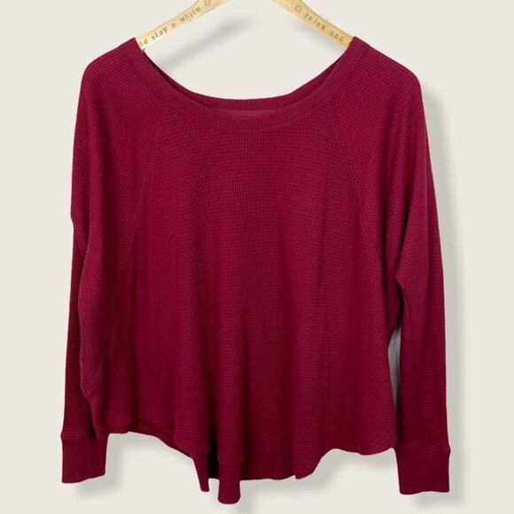 Free People Waffle Knit Red‎ Oversized Thermal Top Size XS Bohemian We The Free - Picture 1 of 9